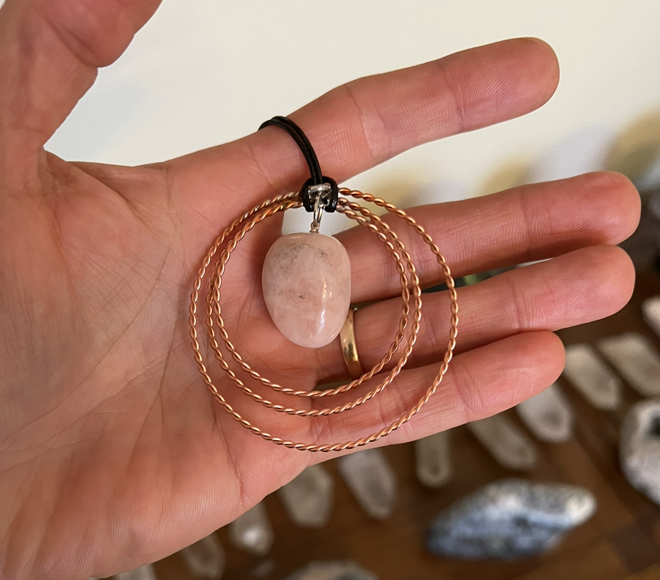 Tensor Rings Pink Morganite Crystal Pendant Necklace – Trio Pendant With Morganite - Image 5